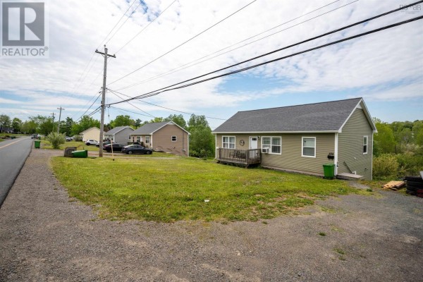 224-238 Gabriel Road, Falmouth, NS B0N2T0 Photo 5