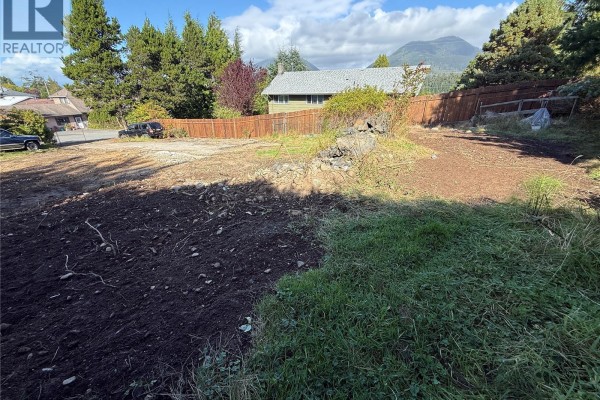 224 Alder St, Ucluelet, BC V0R3A0 Photo 3