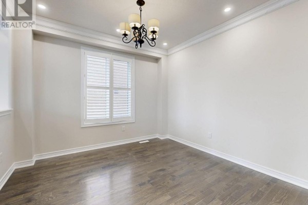 Family room - 224 Aspenwood Drive, Newmarket, ON L3X3L1 Photo 5