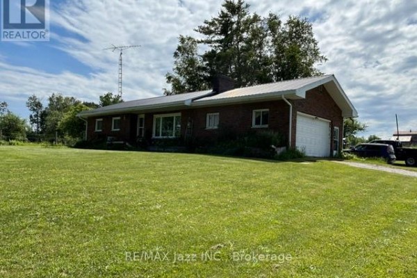 Primary Bedroom - 224 Christiani Road, Quinte West, ON K0K1H0 Photo 3