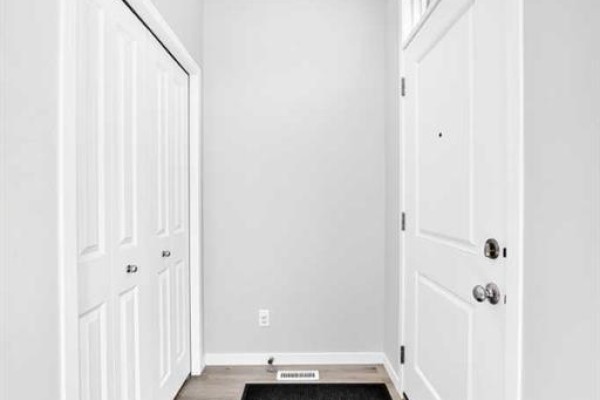 4pc Bathroom - 224 Corner Meadows Way, Calgary, AB T3N1Y4 Photo 4