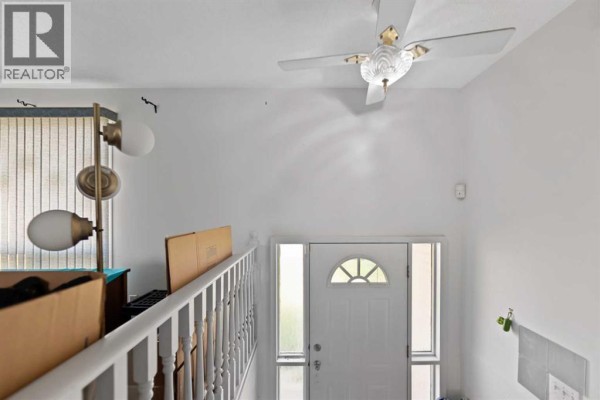 Primary Bedroom - 224 Faldale Close Ne, Calgary, AB T3J1V9 Photo 4