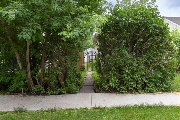 Bedroom - 224 Hartford Avenue, Winnipeg, MB R2V0L8 Photo 2