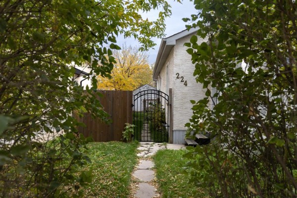 Bedroom - 224 Hartford Avenue, Winnipeg, MB R2V0L8 Photo 3