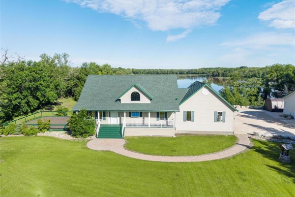 224 Lakeview Drive, East Selkirk, MB, photo 2