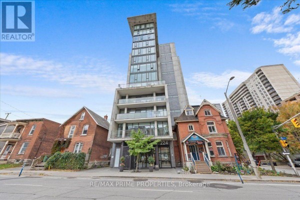 224 Lyon Street N, Ottawa