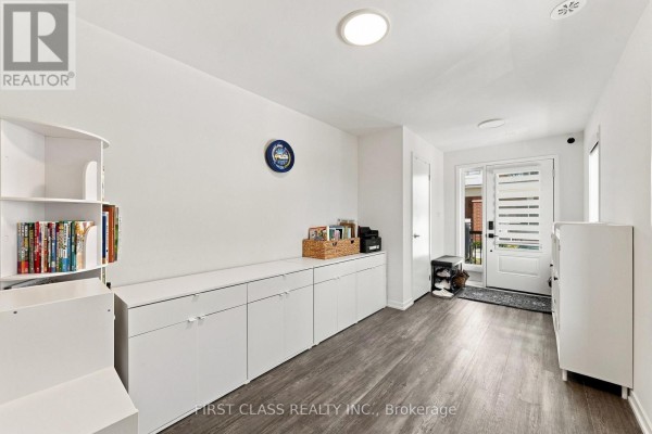 224 Matawin Lane, Richmond Hill, ON L4B0H8 Photo 4