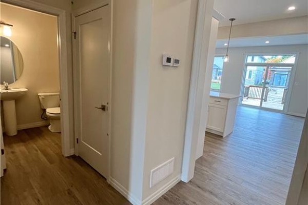 224 Renaissance Drive, St  Thomas, ON, photo 3