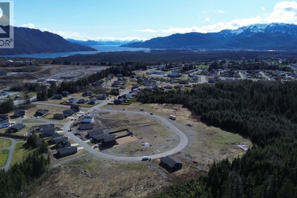 224 Wakita Street, Kitimat, BC V8C0B7 Photo 4