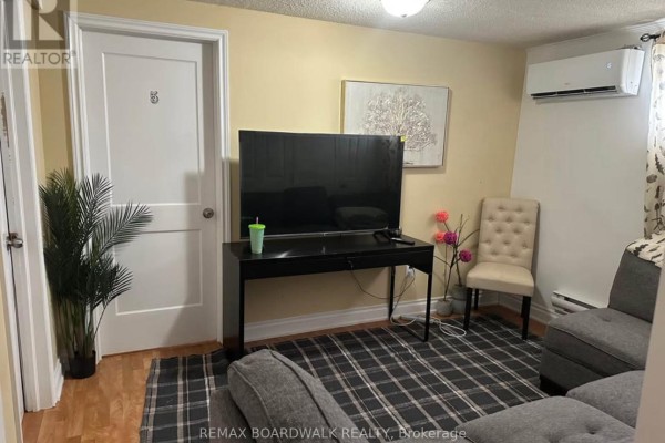 2241 Trim Road, Ottawa, ON, photo 2
