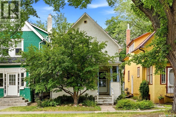 2242 Angus Street, Regina, SK, photo 2