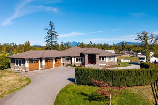 22439 96 Avenue, Langley, BC V1M3T6 Photo 3