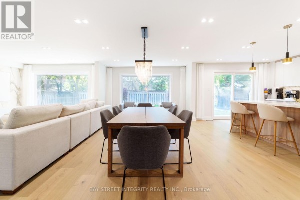 Family room - 2247 Rodick Road, Markham, ON L6C1R1 Photo 5