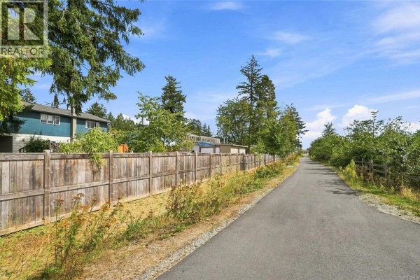 Other - 2247 Rosstown Rd, Nanaimo, BC V9T3R4 Photo 4