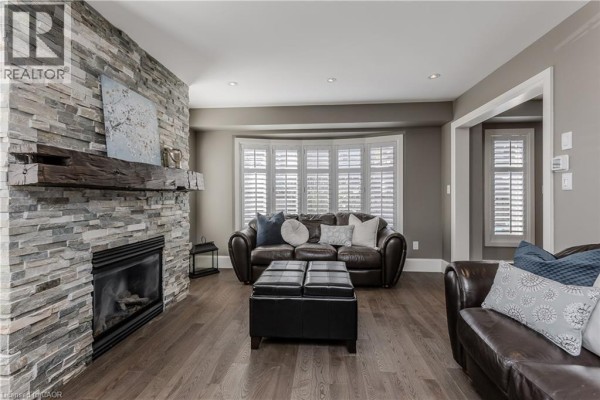Family room - 2248 Elmside Crescent, Burlington, ON L6L6Y7 Photo 4