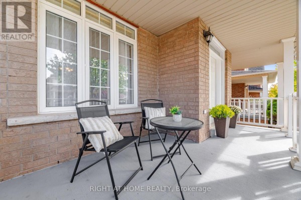 2249 Crestmont Drive, Oakville, ON L6M5J5 Photo 5