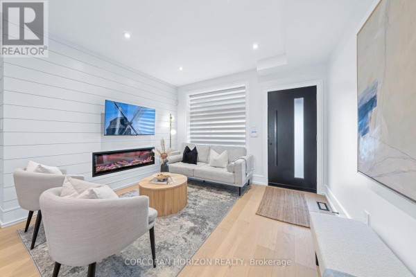 Dining room - 225 Christie Street, Toronto, ON M6G3B5 Photo 3