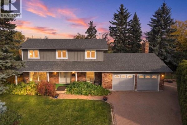 225 Clearwater Court, Saskatoon, SK, photo 2