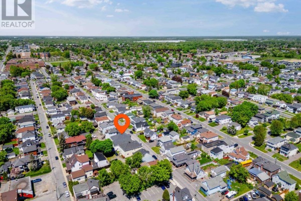 225 Louisa Street, Cornwall, ON, photo 2