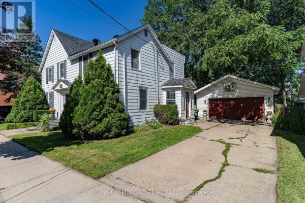225 Mary Street, Pembroke, ON, photo 3