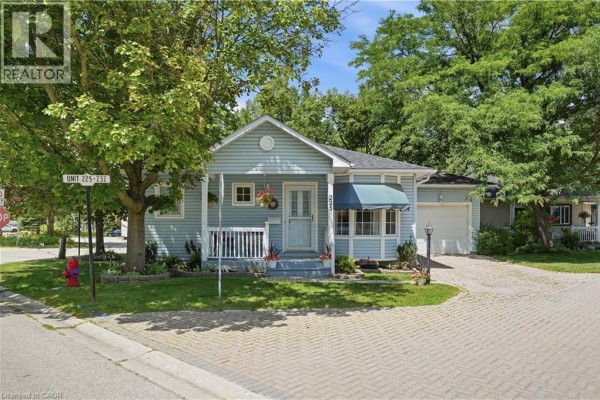 Kitchen - 225 Silverbirch Boulevard, Mount Hope, ON L0R1W0 Photo 2