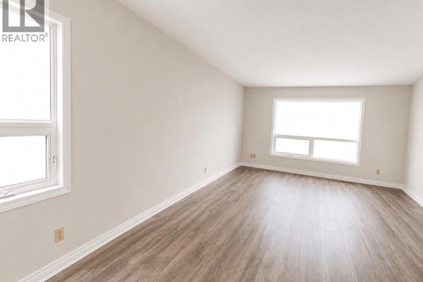 Primary Bedroom - 225 Westview Drive N, Coronach, SK S0H0Z0 Photo 3