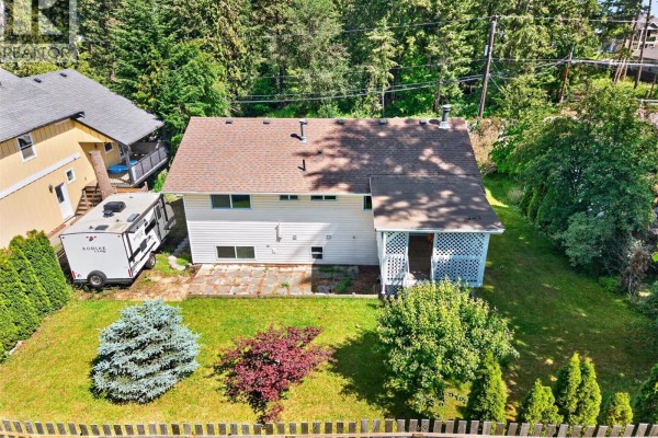 Foyer - 2250 Auto Road Se, Salmon Arm, BC V1E1K5 Photo 5