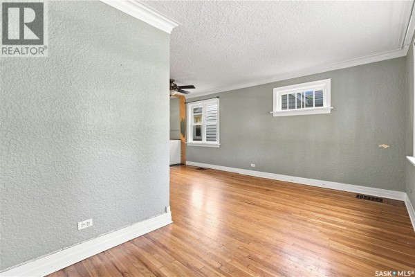 2250 Broder Street, Regina, SK, photo 2