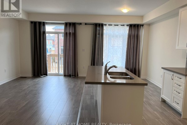 Bedroom 3 - 2250 Grainger Loop, Innisfil, ON L9S0N1 Photo 5