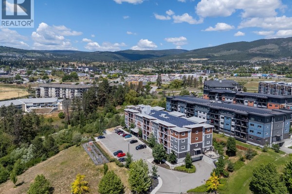 Primary Bedroom - 2250 Majoros Road Unit# 412, West Kelowna, BC V4T0A6 Photo 5
