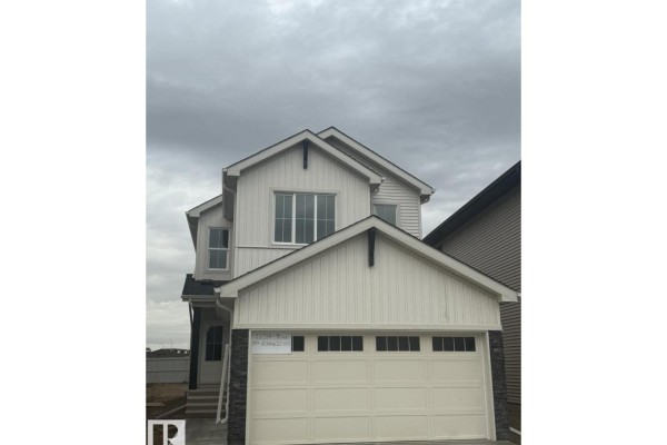 Residential for sale at 22504 90 Av Nw, Edmonton, AB - MLS® 1iDJuD