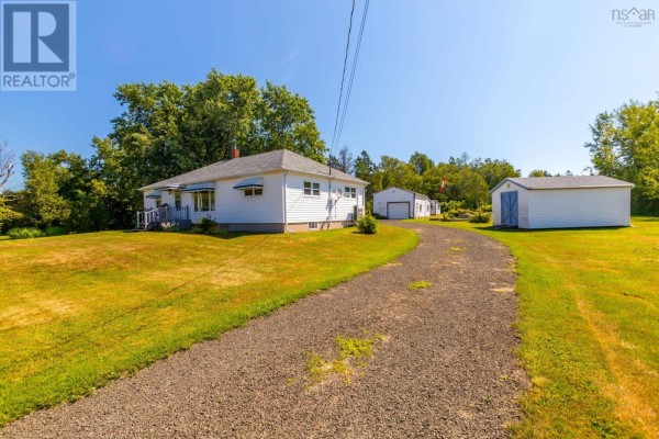 Dining room - 2252 Highway 1, Upper Clements, NS B0S1A0 Photo 2