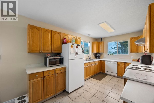 Bedroom - 2253 Park Drive, Kamloops, BC V2C4P7 Photo 4