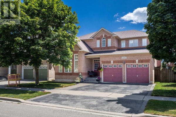 2254 Dunforest Crescent, Oakville, ON, photo 2