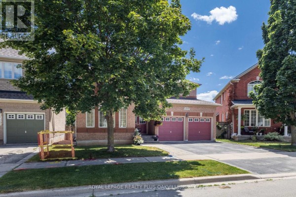 2254 Dunforest Crescent, Oakville, ON, photo 3