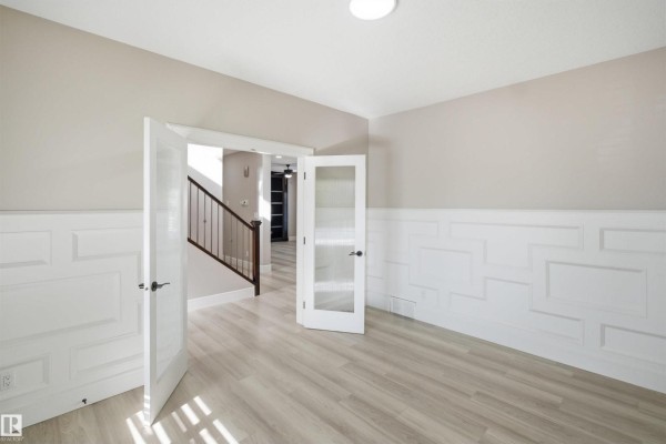 Primary Bedroom - 2256 Cameron Ravine Co Nw, Edmonton, AB T6M0L9 Photo 5