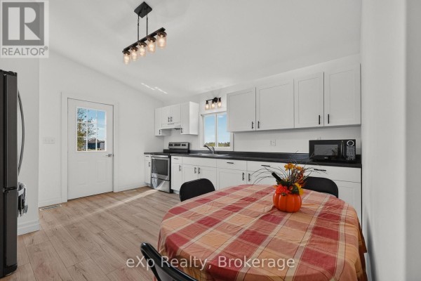 225697 Southgate 22 Road, Southgate, ON N0C1B0 Photo 3