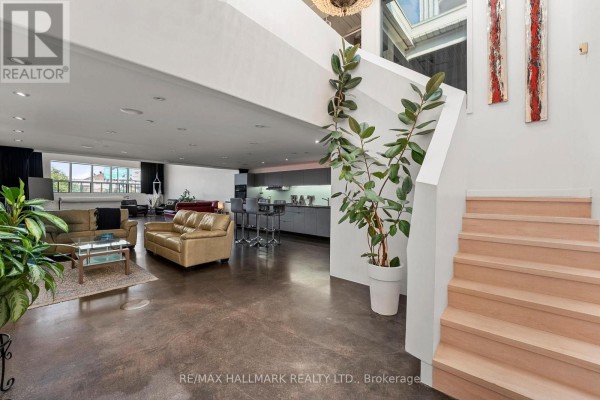 226 - 1173 Dundas Street E, Toronto, ON, photo 2