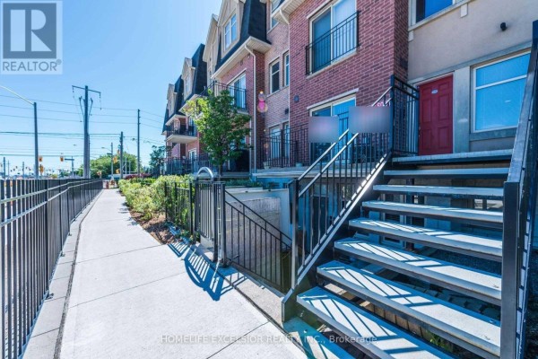 226 - 1837 Eglinton Avenue E, Toronto, ON, photo 2