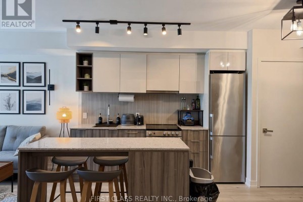 Den - 226 - 31 Tippett Road, Toronto, ON M3H0C8 Photo 5