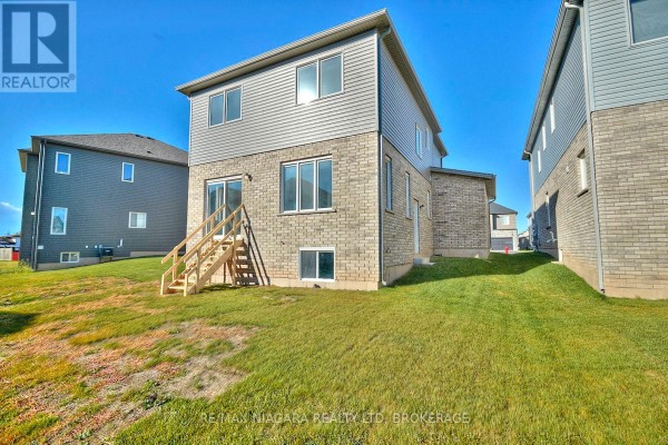 226 Bethune Avenue, Welland, ON, photo 3