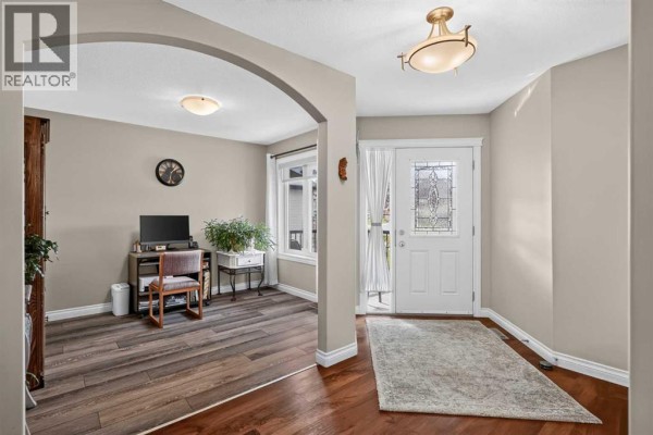 Office - 226 Cimarron Drive, Okotoks, AB T1S0A8 Photo 2