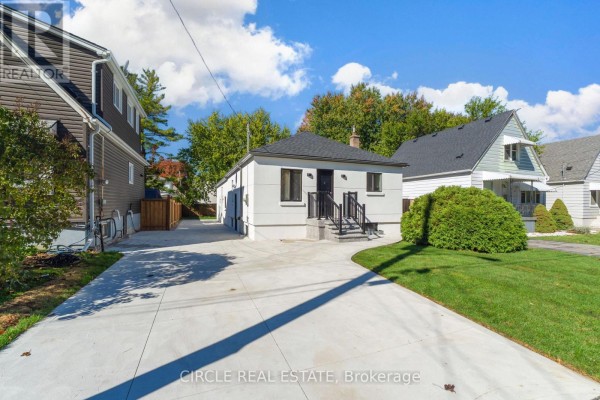226 East 28th Street, Hamilton, ON L8V3J1 Photo 2