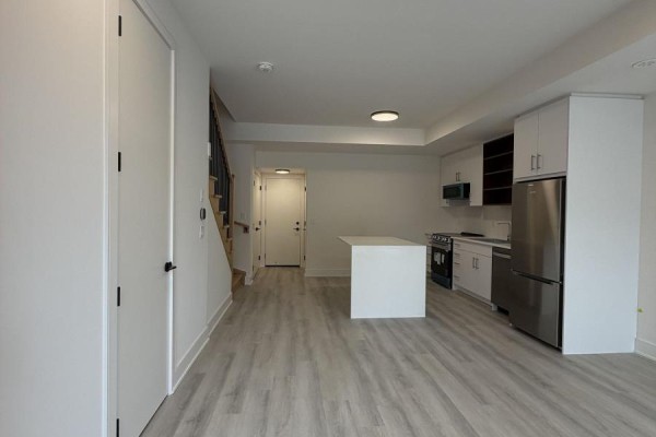 Partial bathroom - 226 Ellis Avenue, St  Catharines, ON L2P0H2 Photo 2