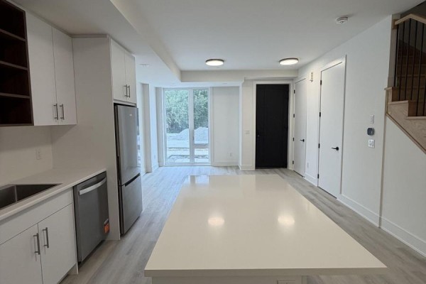 226 Ellis Avenue, St  Catharines, ON L2P0H2 Photo 5