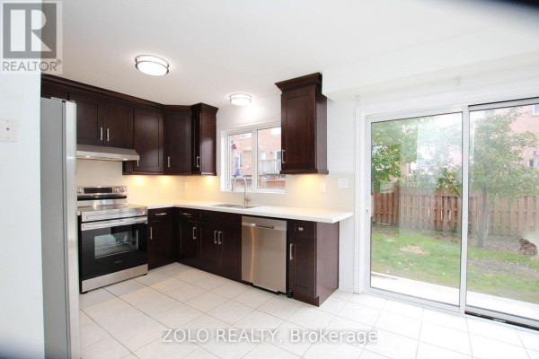 Dining room - 226 Equator Crescent N, Vaughan, ON L6A2Y1 Photo 3