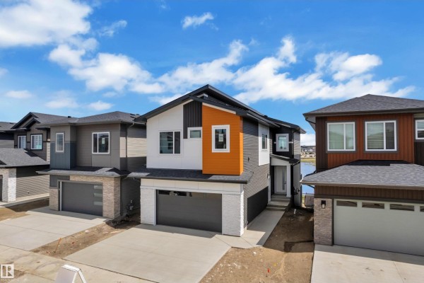 226 Linden Lo, Leduc, AB, photo 2