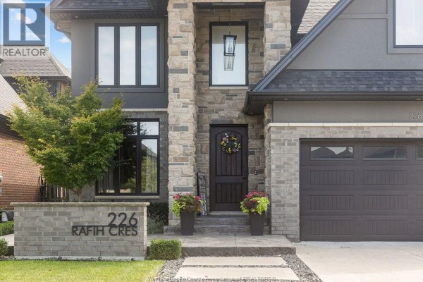 Office - 226 Rafih Crescent, Lakeshore, ON N8L1A5 Photo 3