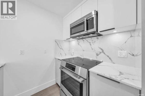 2260 E 1st Avenue, Vancouver, BC V5N0K2 Photo 3