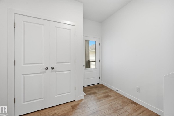 Kitchen - 22612 89 Av Nw, Edmonton, AB T5T7W9 Photo 3
